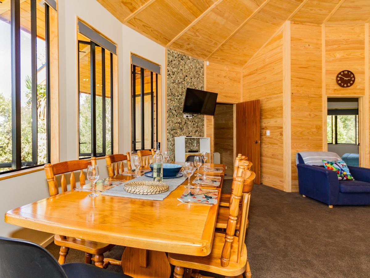 The Snowglobe - Ohakune Modern Yurt Style Chalet Exteriör bild