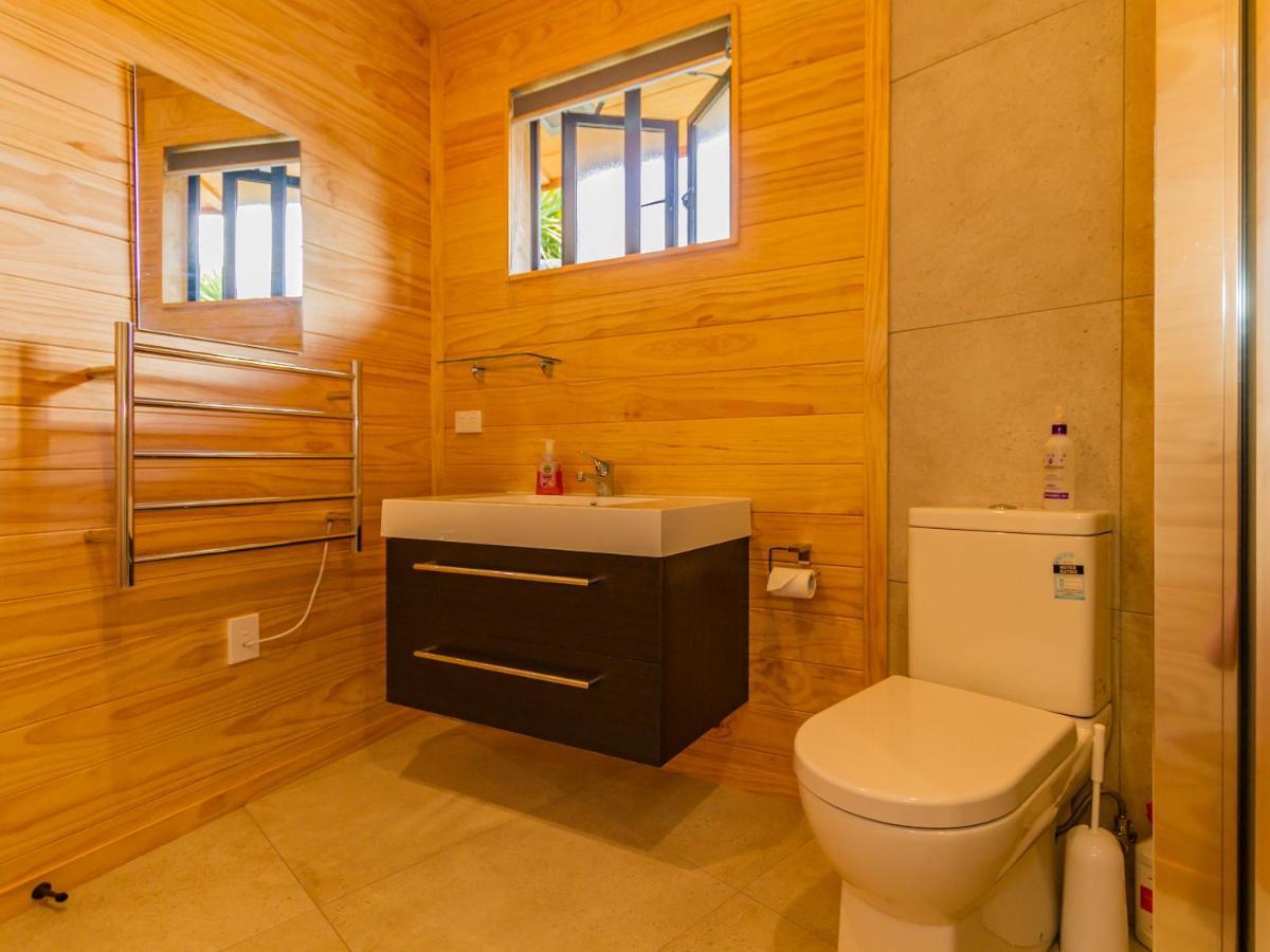 The Snowglobe - Ohakune Modern Yurt Style Chalet Exteriör bild